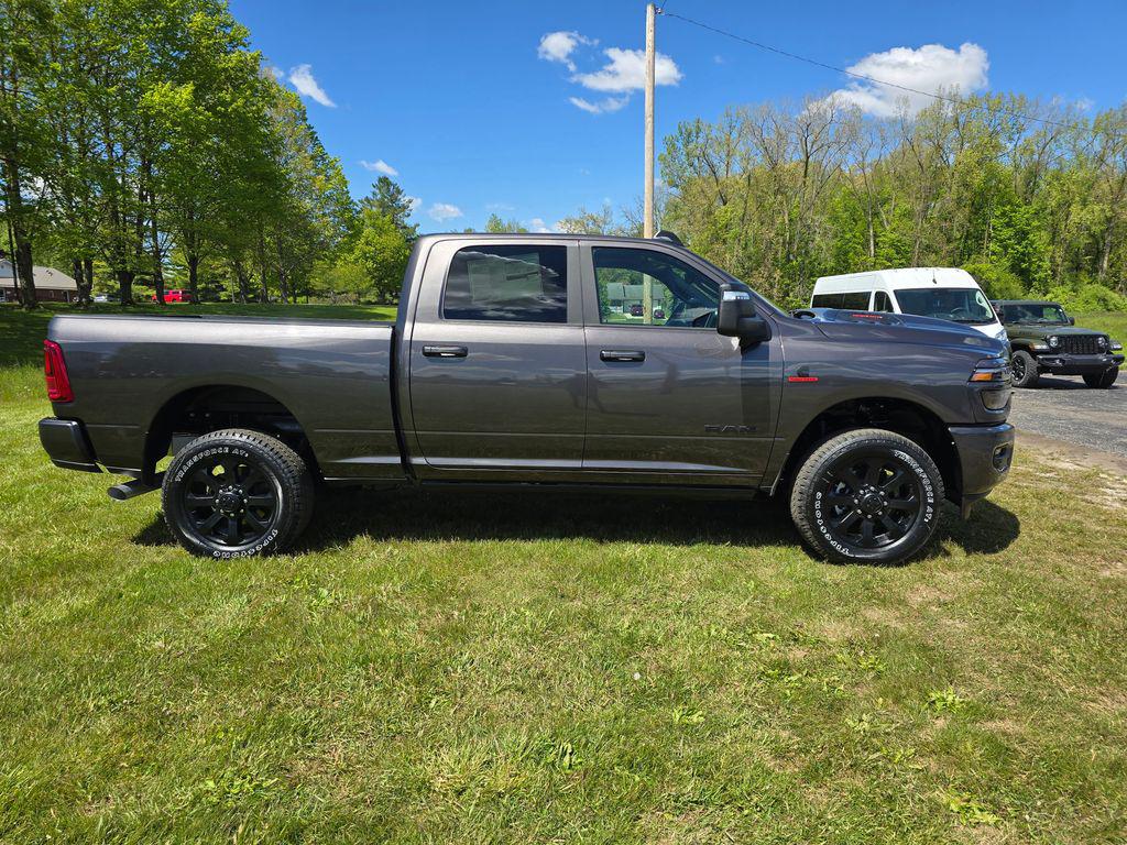 صورة 8 لـ 2026 RAM 2500 LARAMIE CREW CAB 4X4 6'4' BOX
