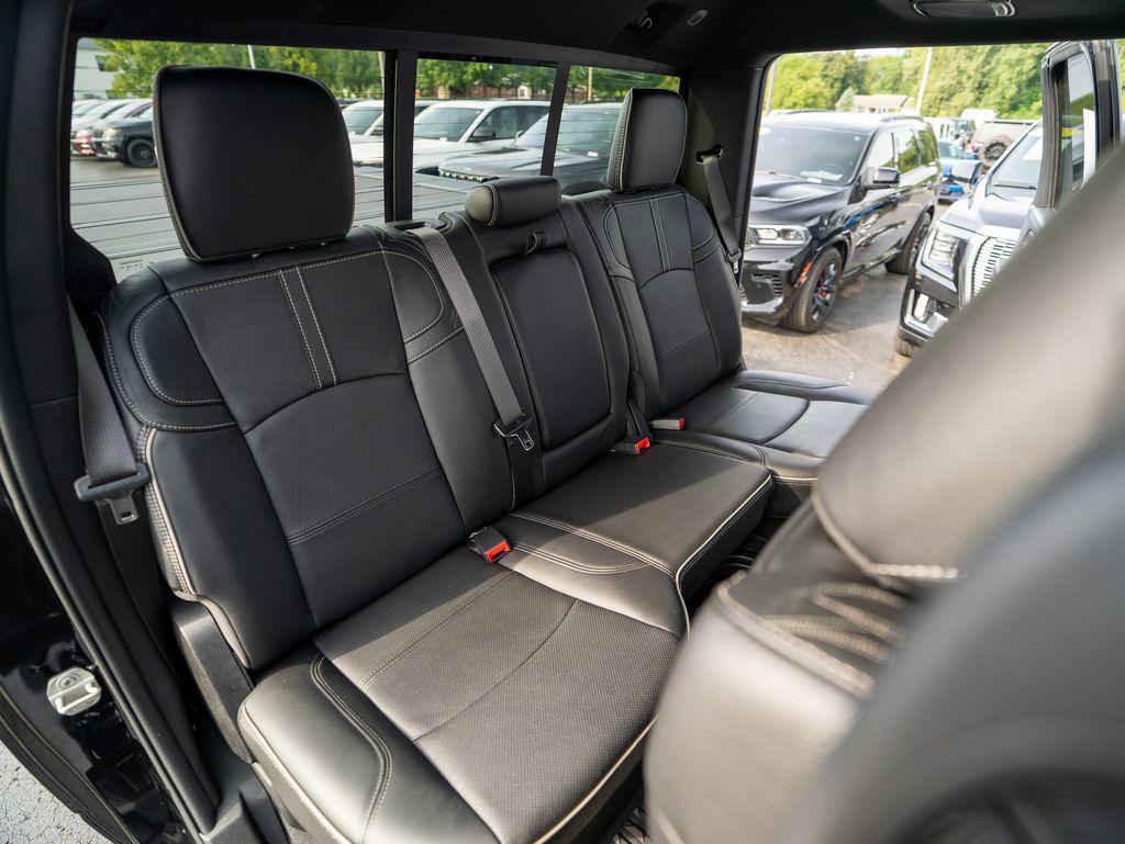 صورة 16 لـ 2023 RAM 2500 LIMITED CREW CAB 4X4 6'4' BOX