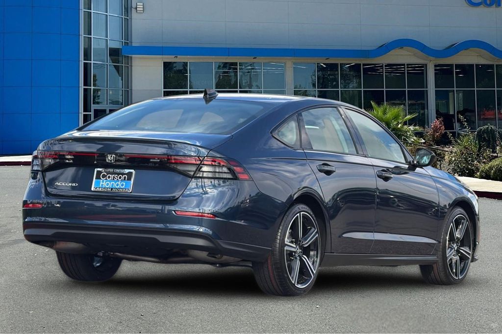 صورة 8 لـ 2026 Honda ACCORD SE