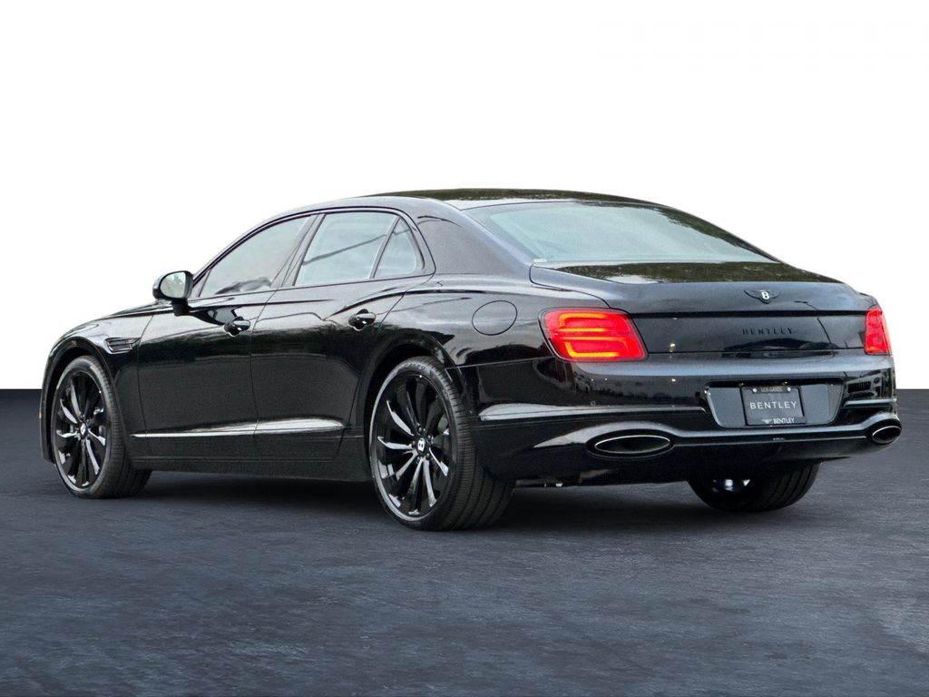 2026 BENTLEY FLYING SPUR 照片 3