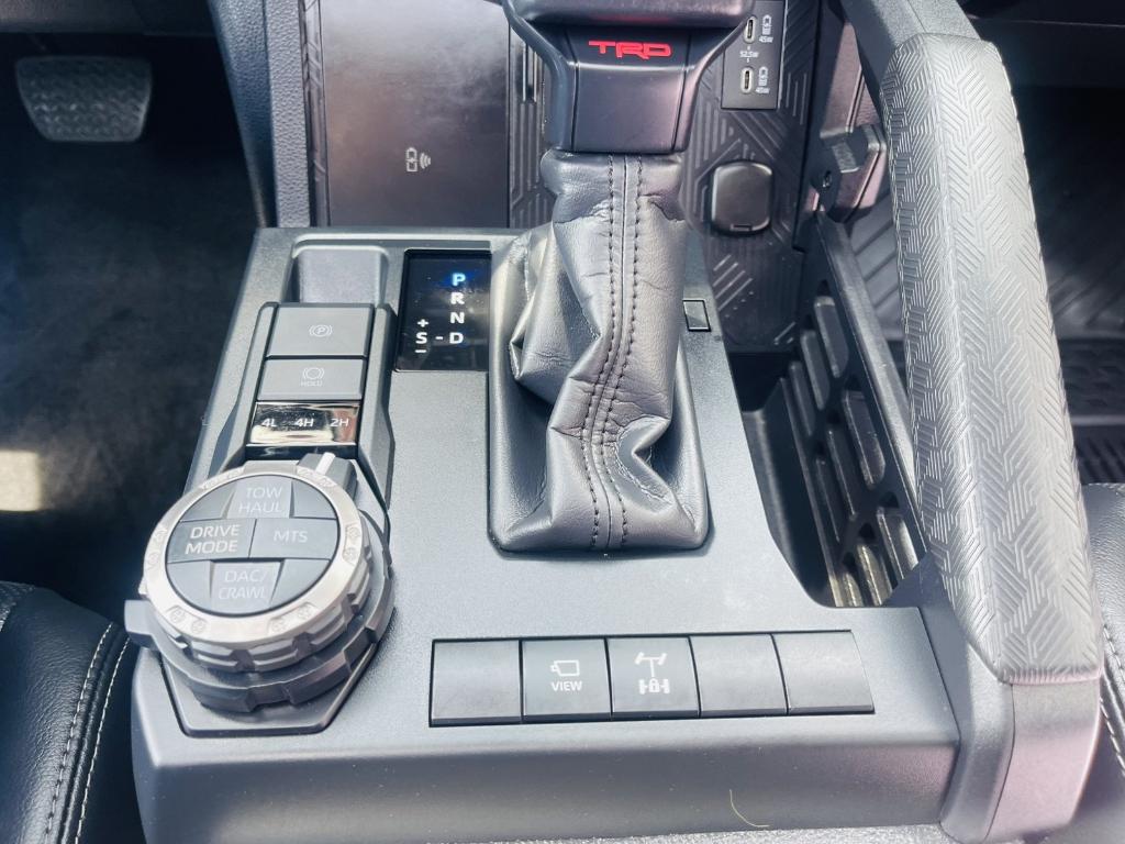 صورة مصغرة 63 لـ 2025 Toyota 4RUNNER TRD OFF ROAD PREMIUM