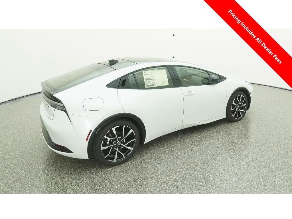 صورة مصغرة 9 لـ 2026 Toyota PRIUS PLUG-IN HYBRID XSE