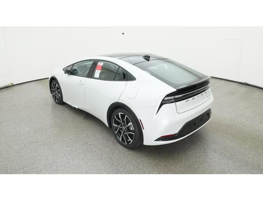 TOYOTA PRIUS - 5