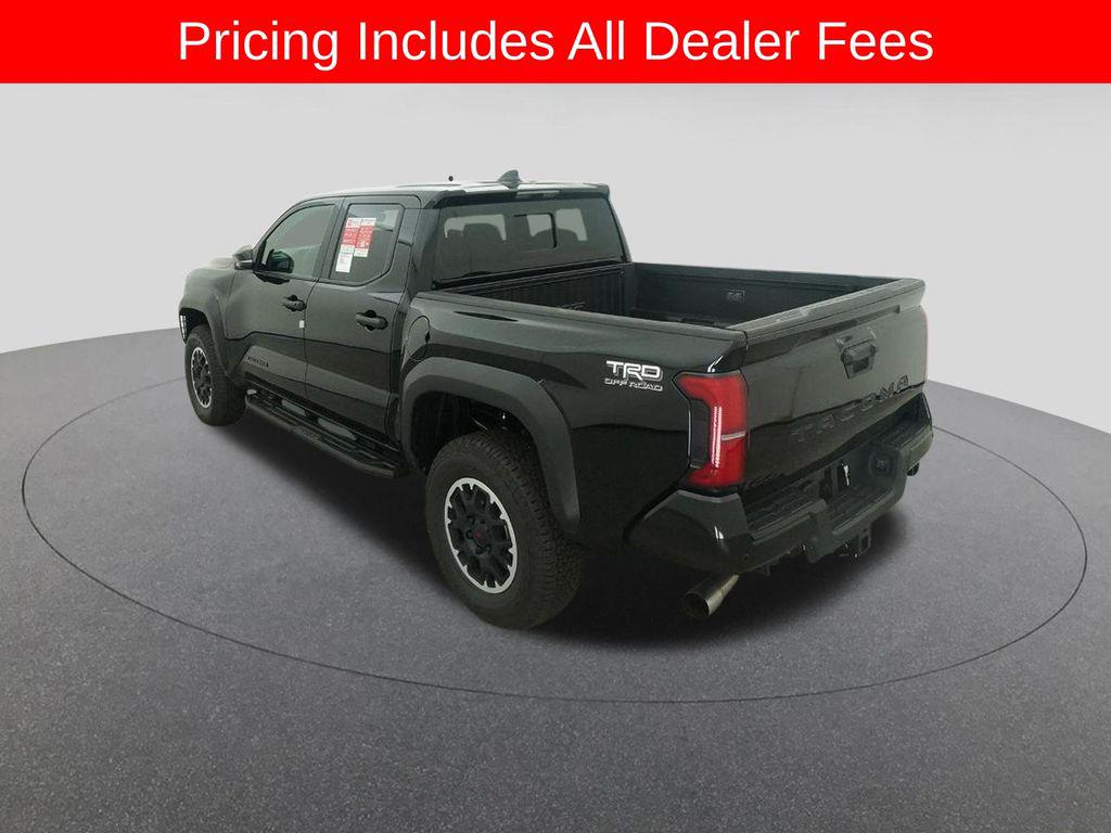 2026 Toyota TACOMA TRD OFF ROAD — фото 5