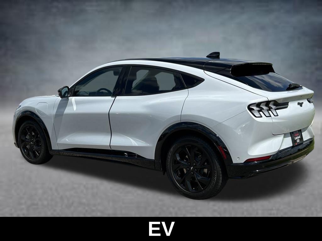 صورة 3 لـ 2023 FORD MUSTANG MACH-E PREMIUM