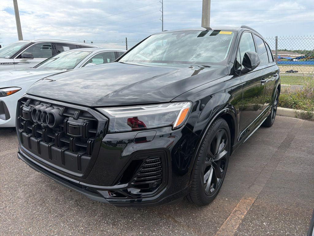 New 2025 Audi Q7 55 Premium Plus