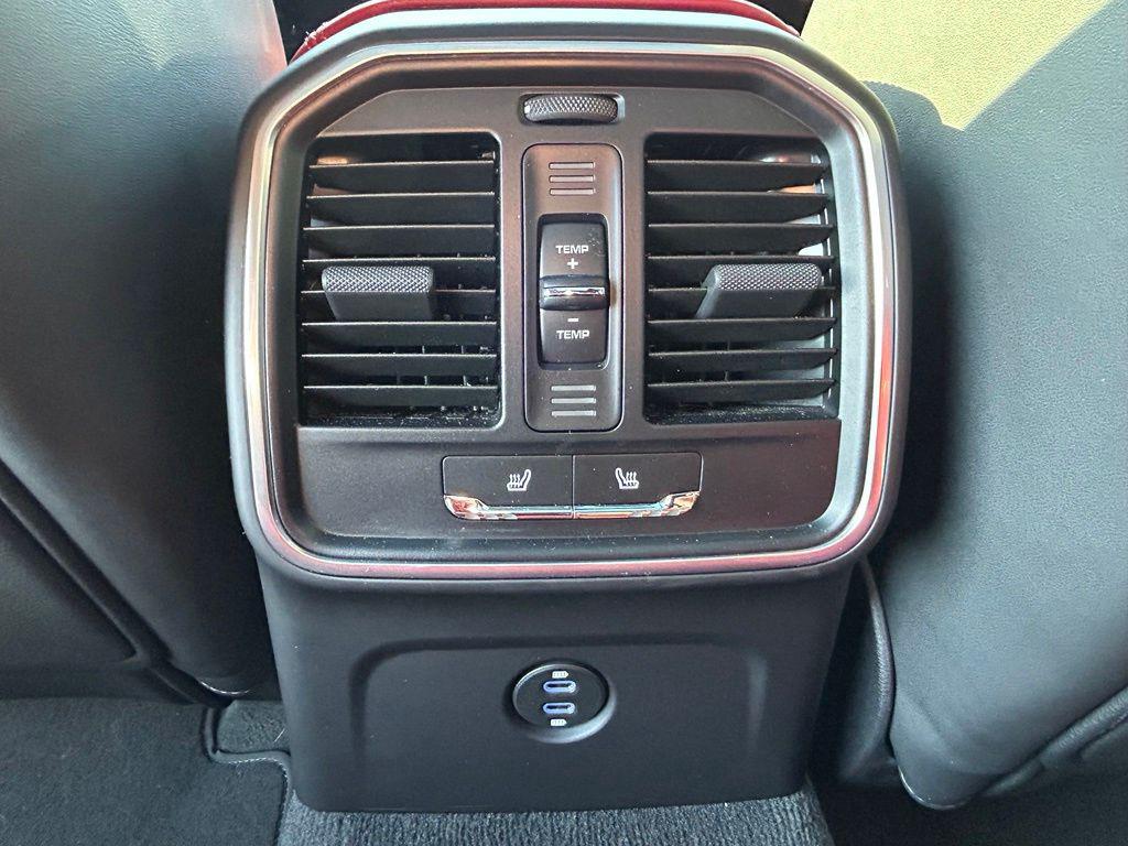 صورة مصغرة 48 لـ 2024 Porsche MACAN
