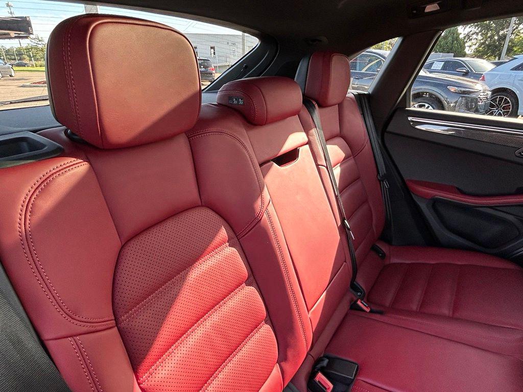صورة مصغرة 41 لـ 2024 Porsche MACAN