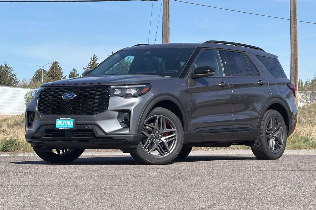 New 2026 Ford Explorer ST-Line