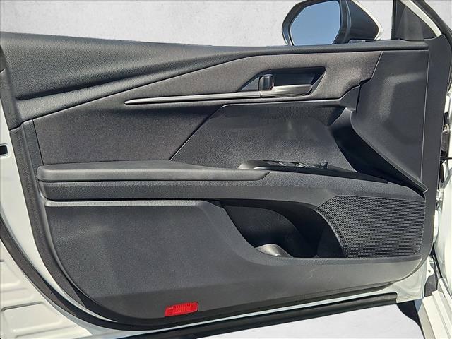 صورة 9 لـ 2026 Toyota CAMRY LE