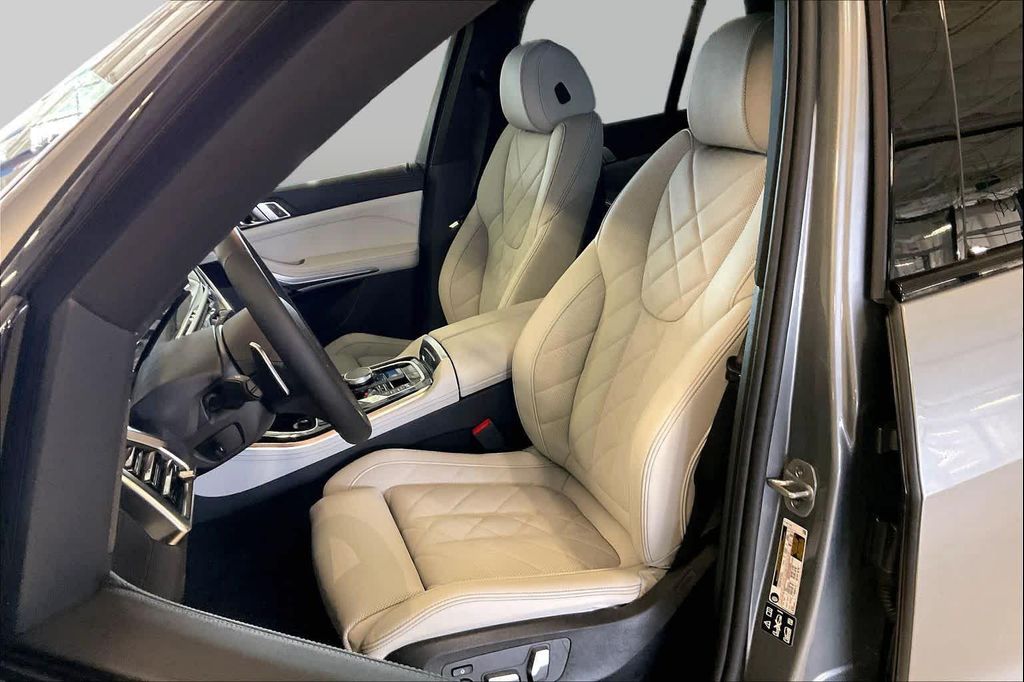 2026 BMW X5 XDRIVE40I — фото 9