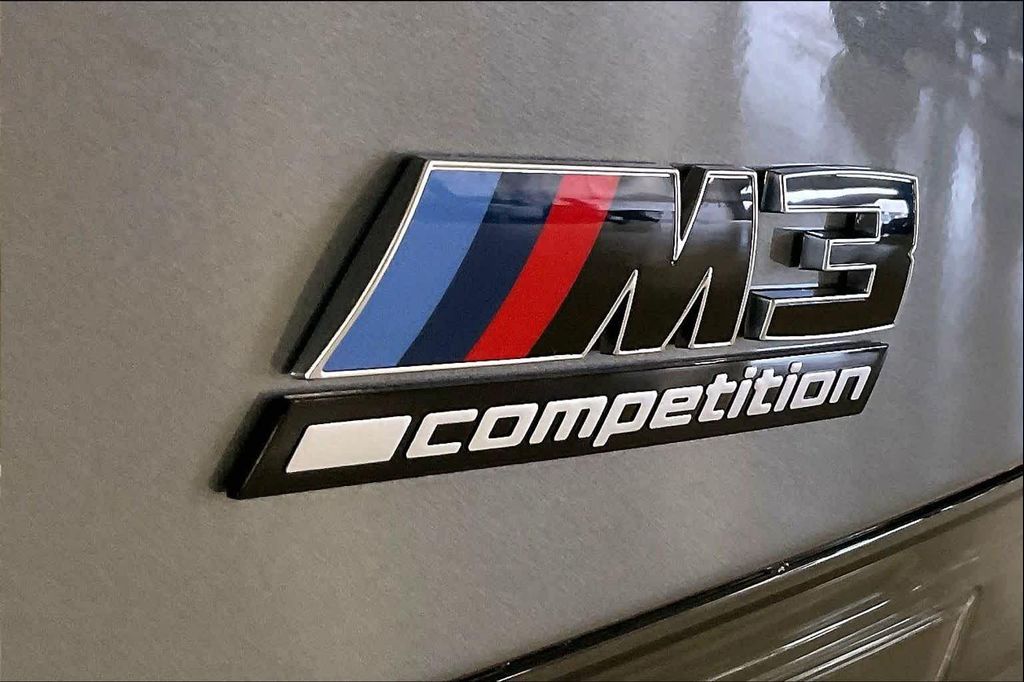 2027 BMW M3 COMPETITION XDRIVE — фото 15