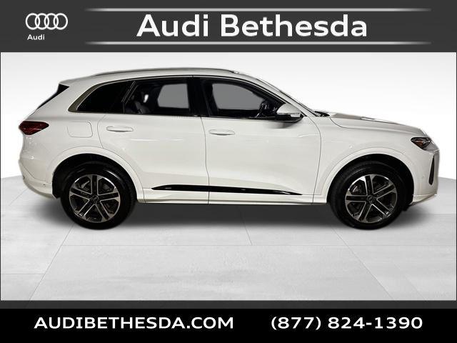 صورة 8 لـ 2025 AUDI Q5 PREMIUM TFSI QUATTRO S TRONIC
