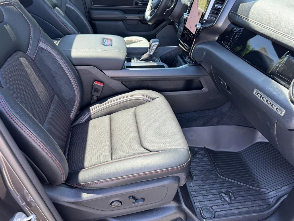 2026 RAM 1500 REBEL — миниатюра 16
