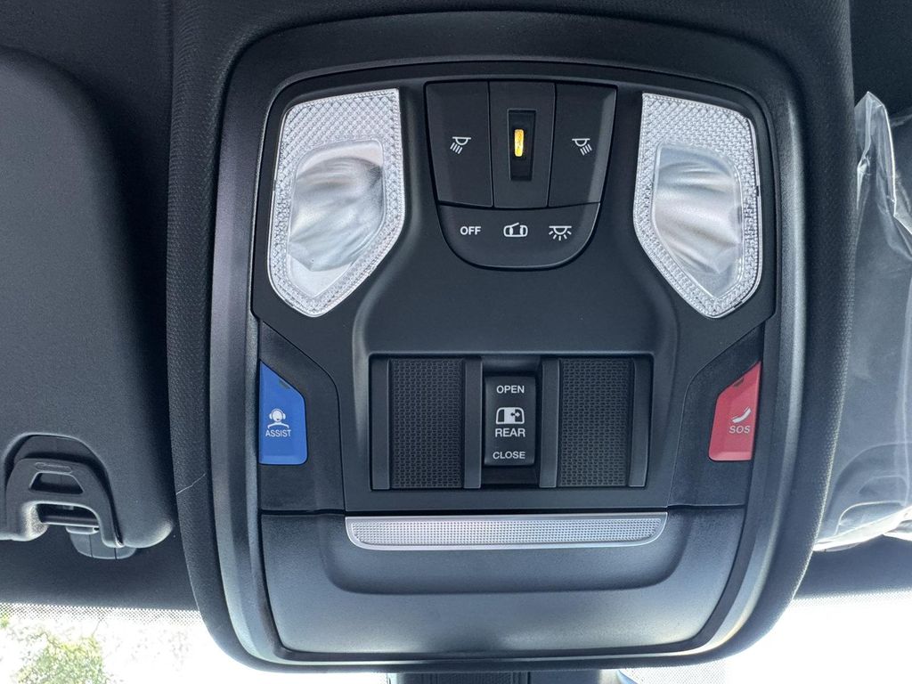 2026 RAM 1500 EXPRESS — миниатюра 25