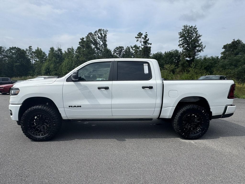 صورة 8 لـ 2026 RAM 1500 EXPRESS