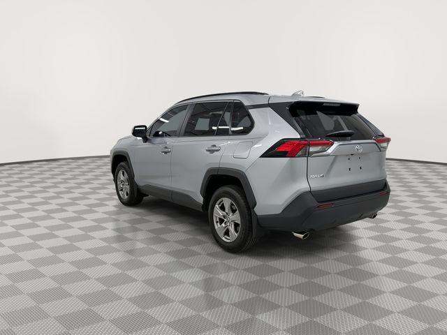 صورة 7 لـ 2025 Toyota RAV4 XLE
