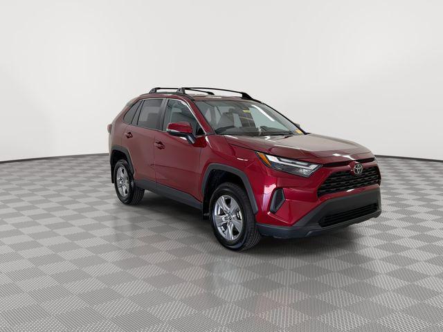 2025 Toyota RAV4 XLE — миниатюра 13