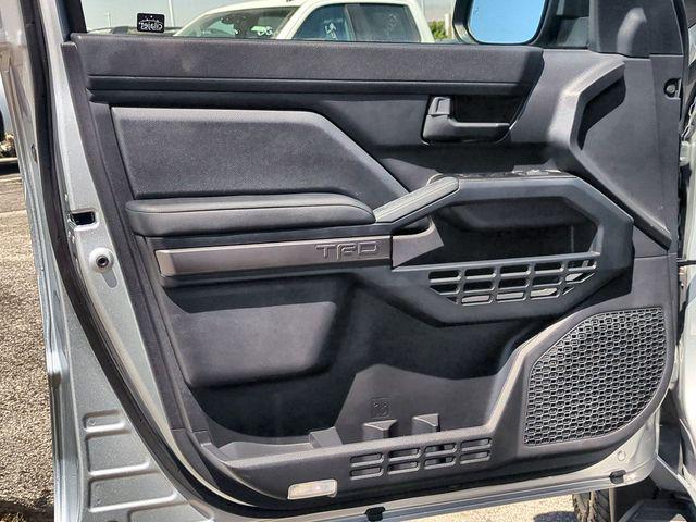 صورة 24 لـ 2026 Toyota 4RUNNER TRD OFF ROAD