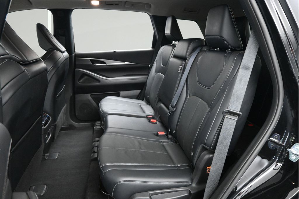 2023 Infiniti QX60 LUXE 缩略图 11