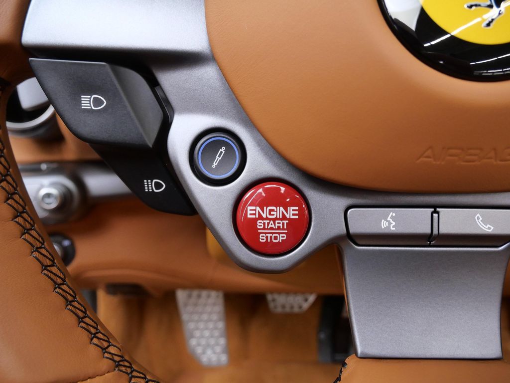 صورة مصغرة 29 لـ 2022 Ferrari 812 GTS BASE