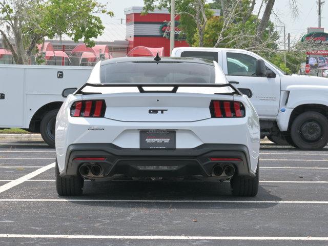 صورة مصغرة 28 لـ 2026 FORD MUSTANG GT PREMIUM