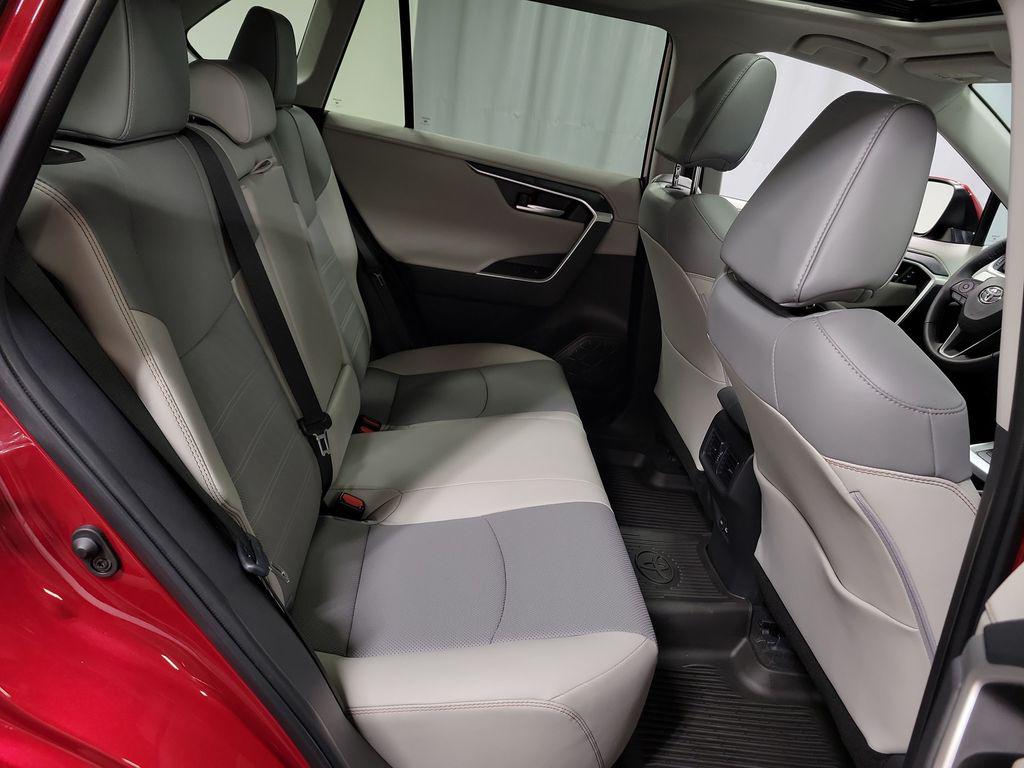 صورة مصغرة 25 لـ 2023 Toyota RAV4 LIMITED
