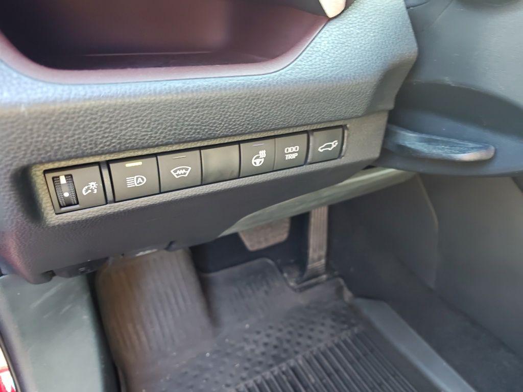 صورة 8 لـ 2023 Toyota RAV4 LIMITED