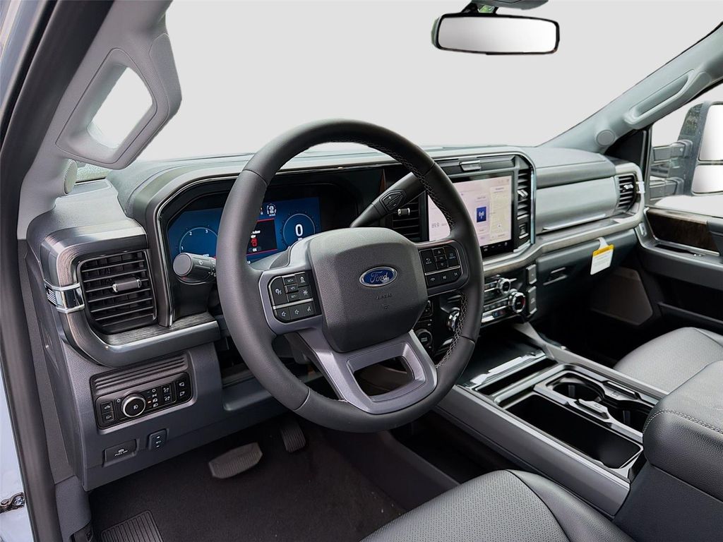 2026 FORD F-250 LARIAT thumbnail 15