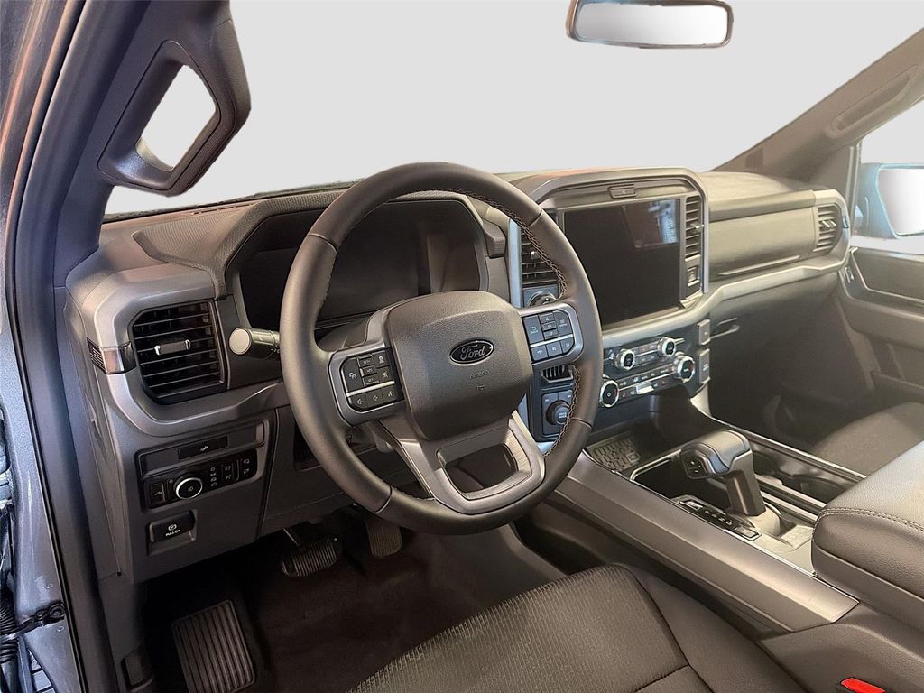 FORD F-150 XLT - 9