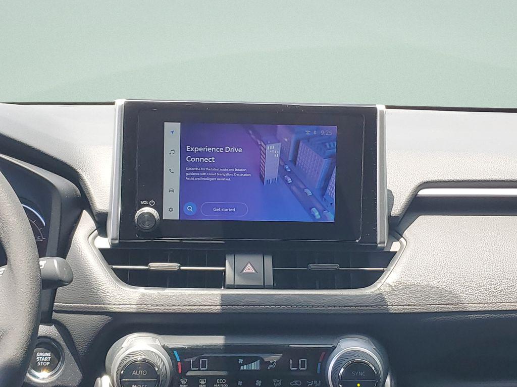 صورة مصغرة 14 لـ 2023 Toyota RAV4 XLE
