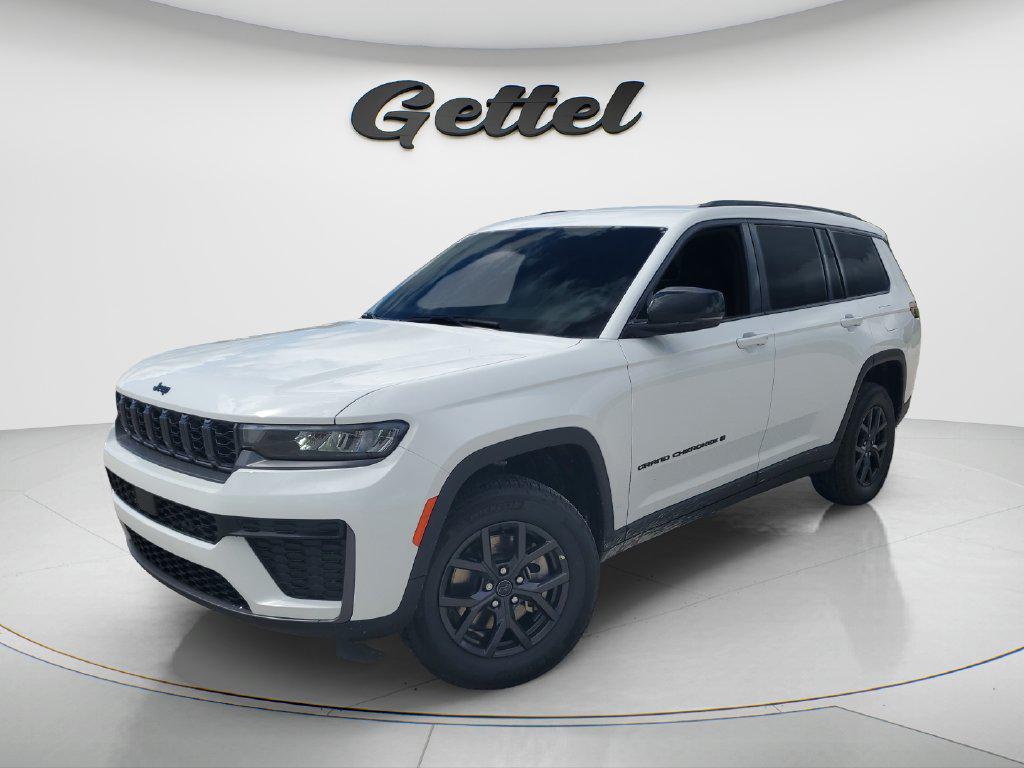 New 2027 Jeep Grand Cherokee L Laredo