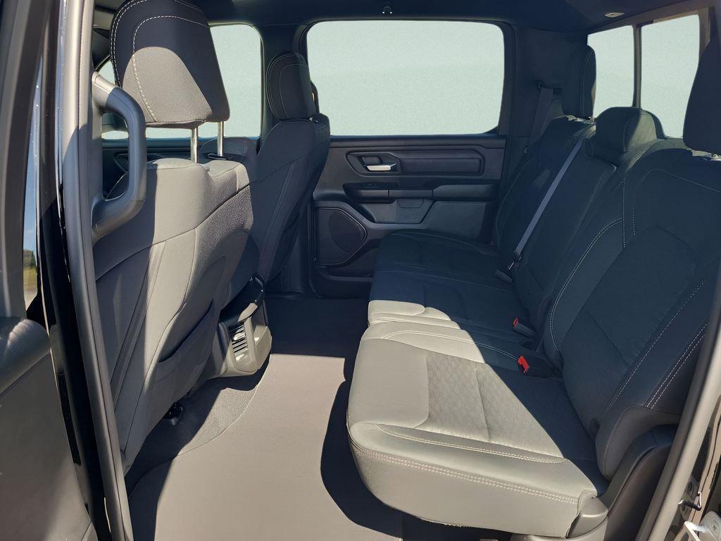 2026 RAM 1500 EXPRESS — миниатюра 23