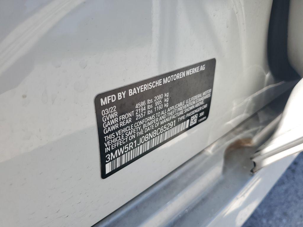 صورة 26 لـ 2022 BMW 330 330I