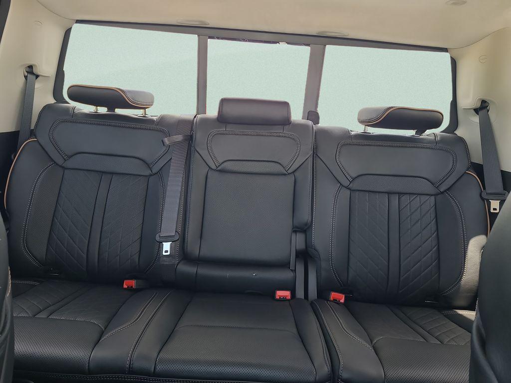 2026 RAM 1500 ST photo 10