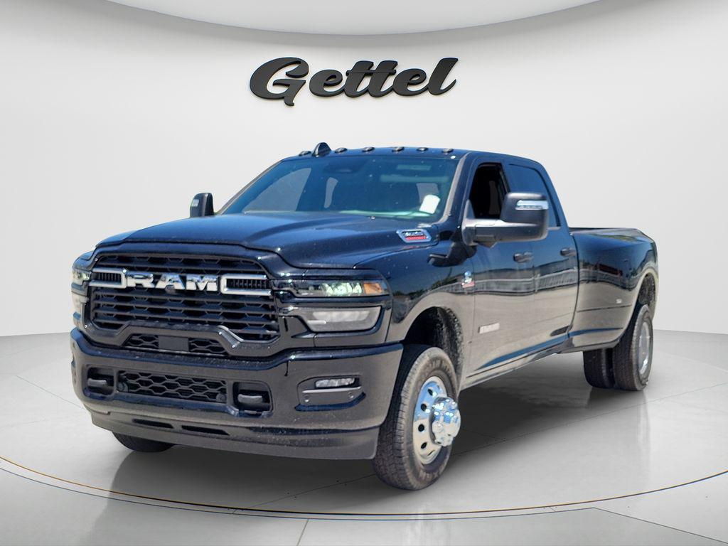 New 2026 RAM 3500 Big Horn Crew Cab 4x4 8' Box