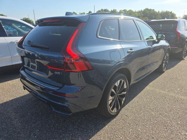 2026 Volvo XC60 B5 PLUS 照片 4