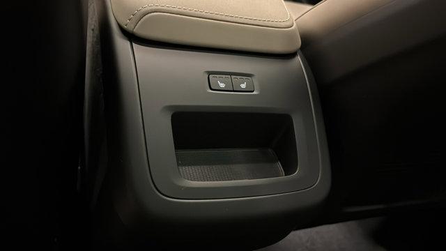 2026 Volvo XC60 B5 PLUS — миниатюра 28
