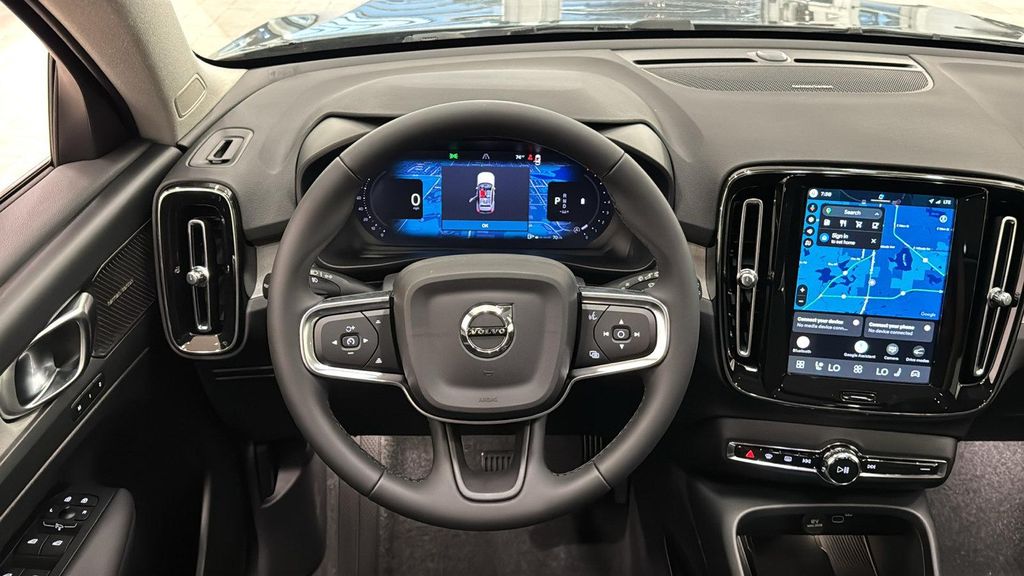 2026 Volvo XC40 PLUS, B5 AWD GAS (MILD HYBRID), DARK — миниатюра 12