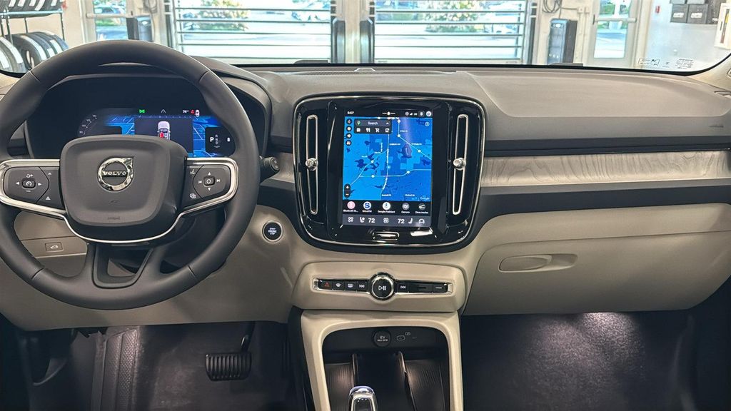 2026 Volvo XC40 ULTRA, B5 AWD GAS (MILD HYBRID), DARK 缩略图 11
