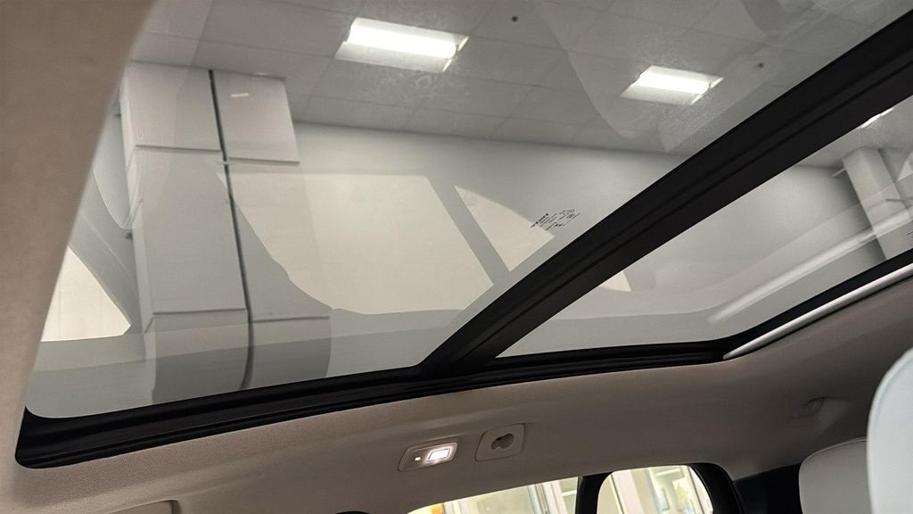 2026 Volvo XC40 ULTRA, B5 AWD GAS (MILD HYBRID), DARK 缩略图 25