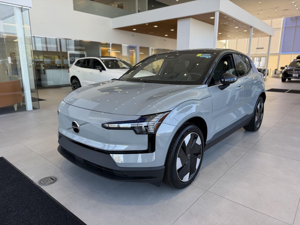 New 2026 Volvo EX30 Plus Twin Motor Performance, Fully electric