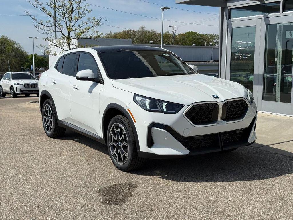 New 2026 BMW X2 xDrive28i