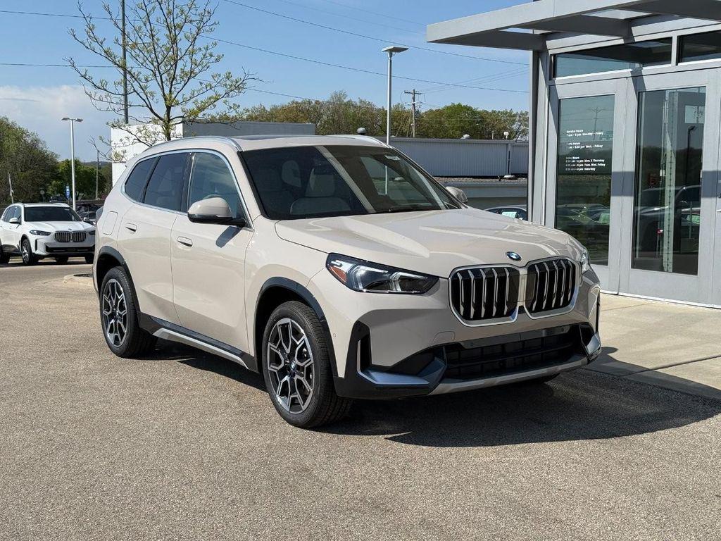 New 2026 BMW X1 xDrive28i