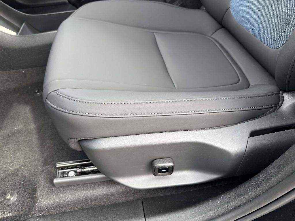 2026 Volvo EX30 TWIN MOTOR ULTRA 缩略图 19