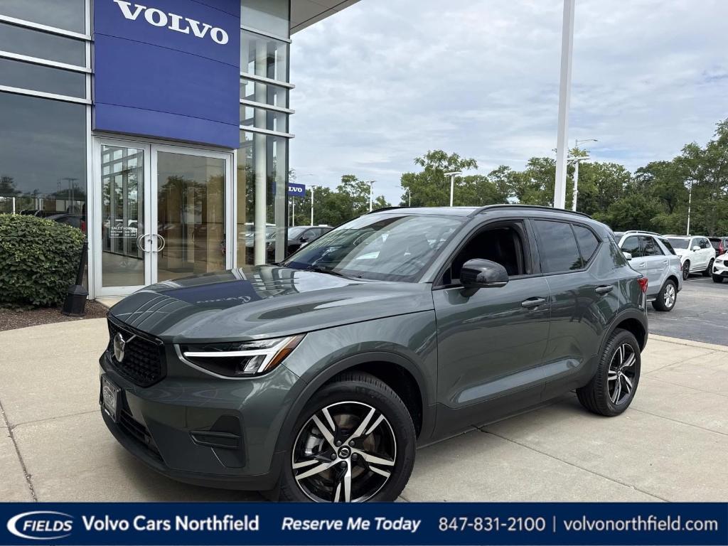 New 2026 Volvo XC40 B5 Core