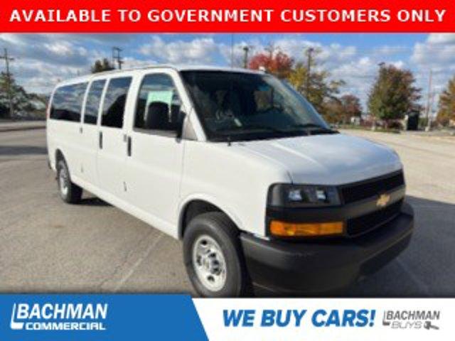 New 2025 Chevrolet Express 3500 LS