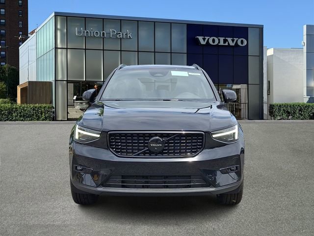 2026 Volvo XC40 ULTRA BLACK EDITION 照片 2