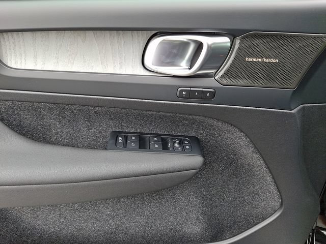 2026 Volvo XC40 ULTRA 缩略图 12