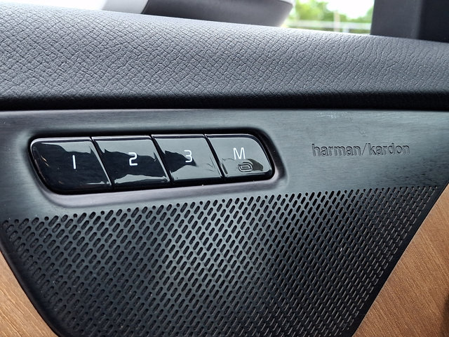 2023 Volvo XC90 PLUS — миниатюра 27
